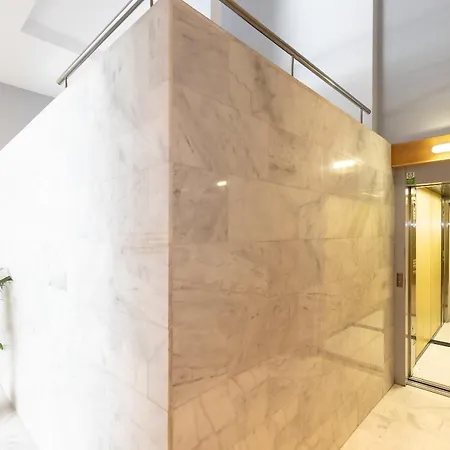 Reial By Unik Apartment